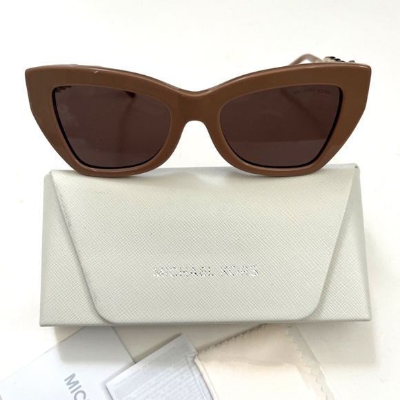 New in Case Original MICHAEL KORS Montecito Sunglasses Butterfly Beige MK2205 - Picture 5 of 12